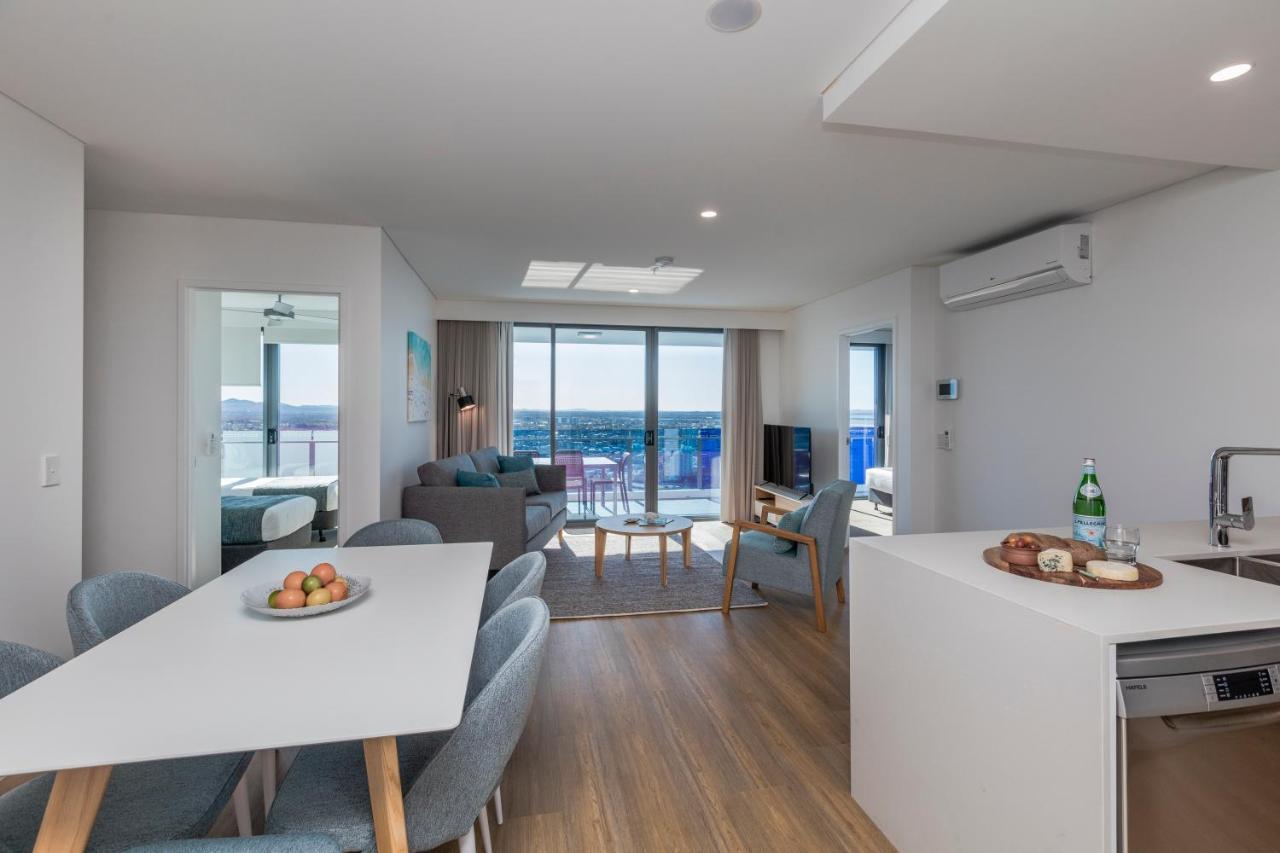 Sky Broadwater Apartments Southport Exterior foto